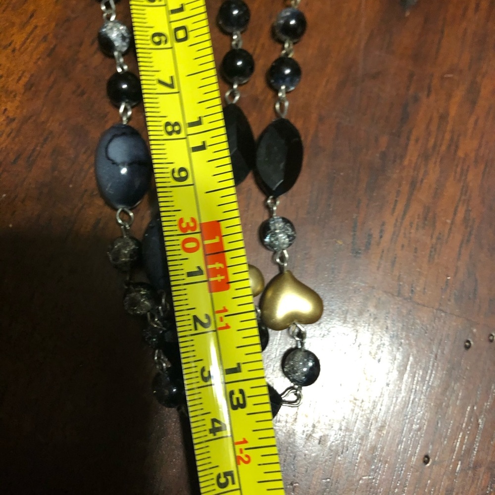 Single String Heart Charm Necklace - Picture 7 of 8